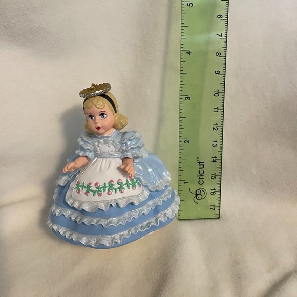 Alice in Wonderland Madame Alexander Hallmark Ornament - Picture 6 of 6